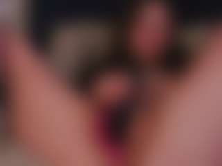 EleanorGonzalez's Live Sex Cam Show