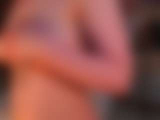 EleanorGonzalez's Live Sex Cam Show