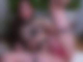 Live cam show with EleanorGonzalez - College on Soda Cam