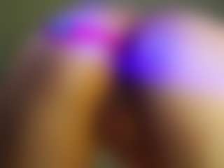 EleanorGonzalez's Live Sex Cam Show