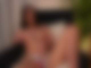 Live cam show with EleanorGonzalez - Cosplay Toys on Pornisteam.com