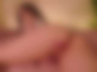 EleanorGonzalez's Live Sex Cam Show