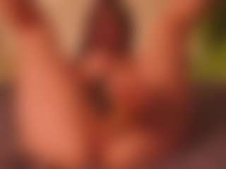 EleanorGonzalez's Live Sex Cam Show