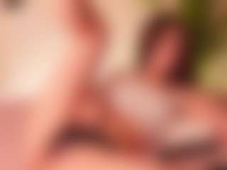 Live cam show with EleanorGonzalez - Shower on Mixed Magazine Live