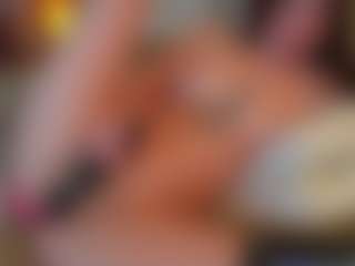 EleanorGonzalez's Live Sex Cam Show