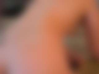 EleanorGonzalez's Live Sex Cam Show