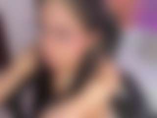 carlina-15's Live Sex Cam Show