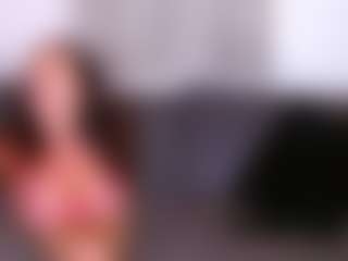 Live cam show with Maria May - Flirt MILF on TeamSkeetLive