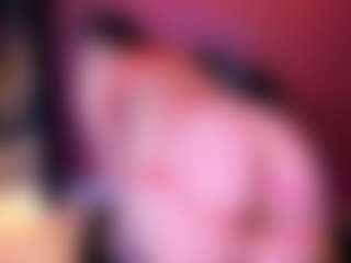 Live cam show with mraniiqueenbdsm - Strapon on SmokeAndPoke