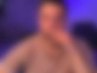 Live cam show with JaceThorne - Brunette Hair on Camsoda