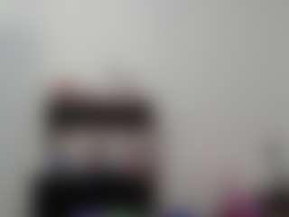 Live cam show with nathaly-jones - Blonde Hair Petite on Camsoda