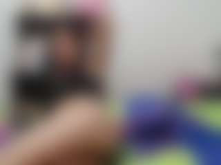 Live cam show with nathaly-jones - Thick on CamwithHer