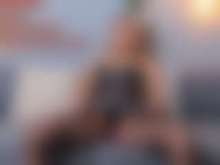 Live cam show with sabrinaBellucci0 - Average on Cam Slut
