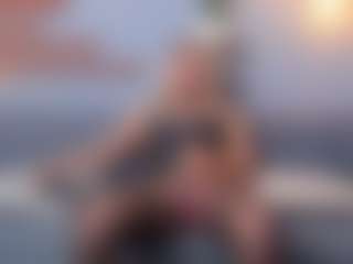 Live cam show with sabrinaBellucci0 - Dirty Talk on Milfs Live
