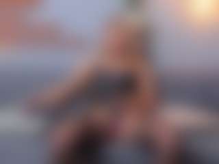 Live cam show with sabrinaBellucci0 - Spank on Chatstar