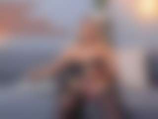 Live cam show with sabrinaBellucci0 - Blonde Hair on Strip Flash - Live Sex Shows