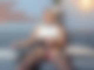 Live cam show with sabrinaBellucci0 - Average on Camsoda