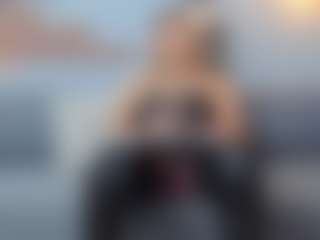 Live cam show with sabrinaBellucci0 - British on xxxlivecams.org