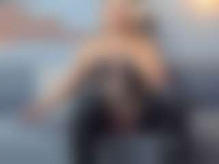 sabrinaBellucci0's Live Sex Cam Show