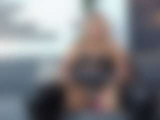 Live cam show with sabrinaBellucci0 - Average on Camsoda