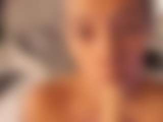 AnnaChernovaa's Live Sex Cam Show