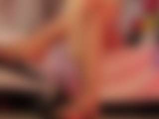 AnnaChernovaa's Live Sex Cam Show