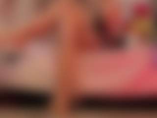AnnaChernovaa's Live Sex Cam Show