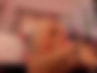 AnnaChernovaa's Live Sex Cam Show