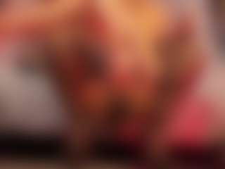 AnnaChernovaa's Live Sex Cam Show