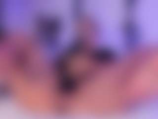 AnnaChernovaa's Live Sex Cam Show
