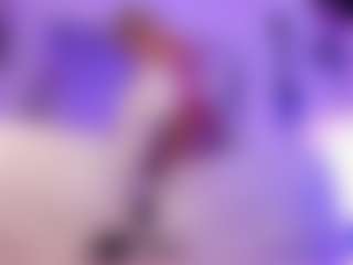 AnnaChernovaa's Live Sex Cam Show