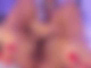 AnnaChernovaa's Live Sex Cam Show