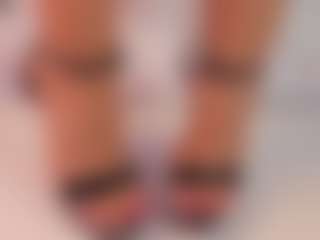 Live cam show with AnnaChernovaa - Body Massage on madthumbs