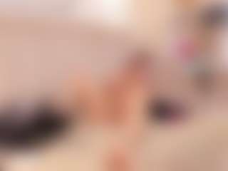 Clhoee-Johnson's Live Sex Cam Show