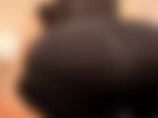 Clhoe Johnson's Live Sex Cam Show