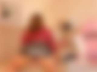 Clhoe Johnson's Live Sex Cam Show