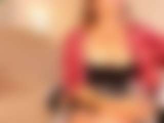 Live cam show with Clhoe Johnson - Handjob on StripNow