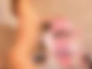 Clhoe Johnson's Live Sex Cam Show