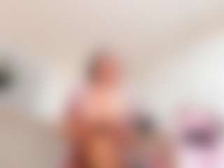 Clhoe Johnson's Live Sex Cam Show
