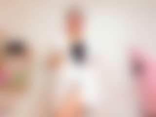 Clhoe Johnson's Live Sex Cam Show