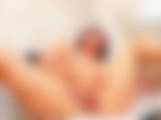 Clhoe Johnson's Live Sex Cam Show