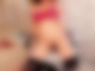 Clhoe Johnson's Live Sex Cam Show