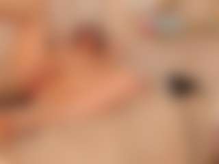 Clhoe Johnson's Live Sex Cam Show