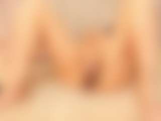 Clhoe Johnson's Live Sex Cam Show