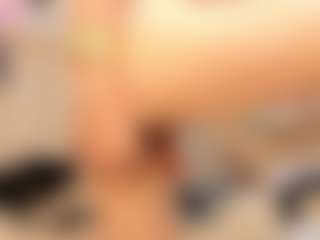 Clhoe Johnson's Live Sex Cam Show