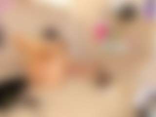 Clhoe Johnson's Live Sex Cam Show