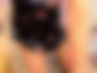 Clhoe Johnson's Live Sex Cam Show
