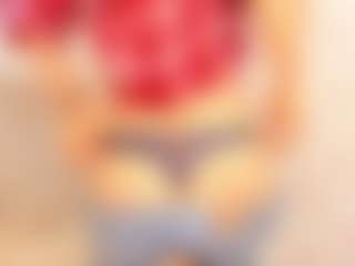 Clhoe Johnson's Live Sex Cam Show