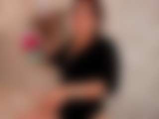 Live cam show with Clhoe Johnson - Sexy on StripNow