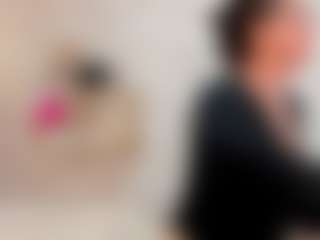 Clhoe Johnson's Live Sex Cam Show